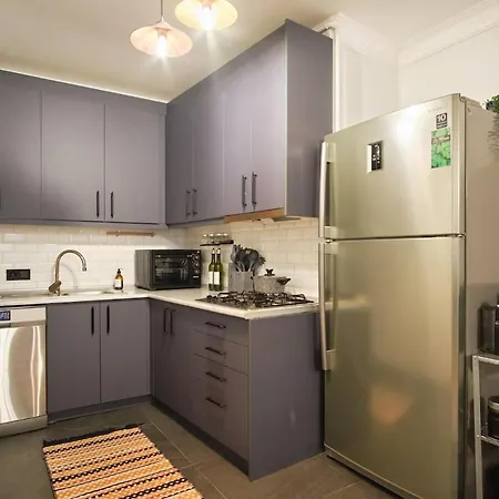 Modern & Cozy Close To Center * Estambul