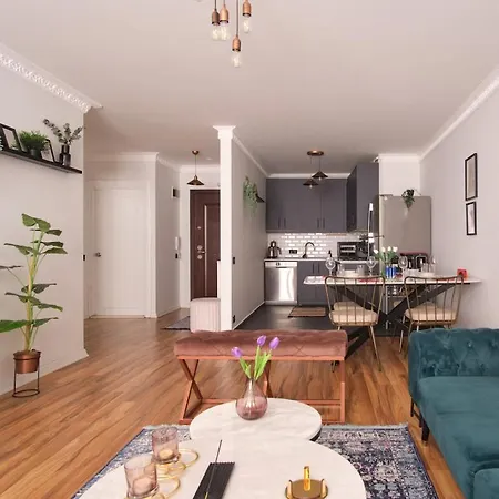 Modern & Cozy Close To Center Apartamento